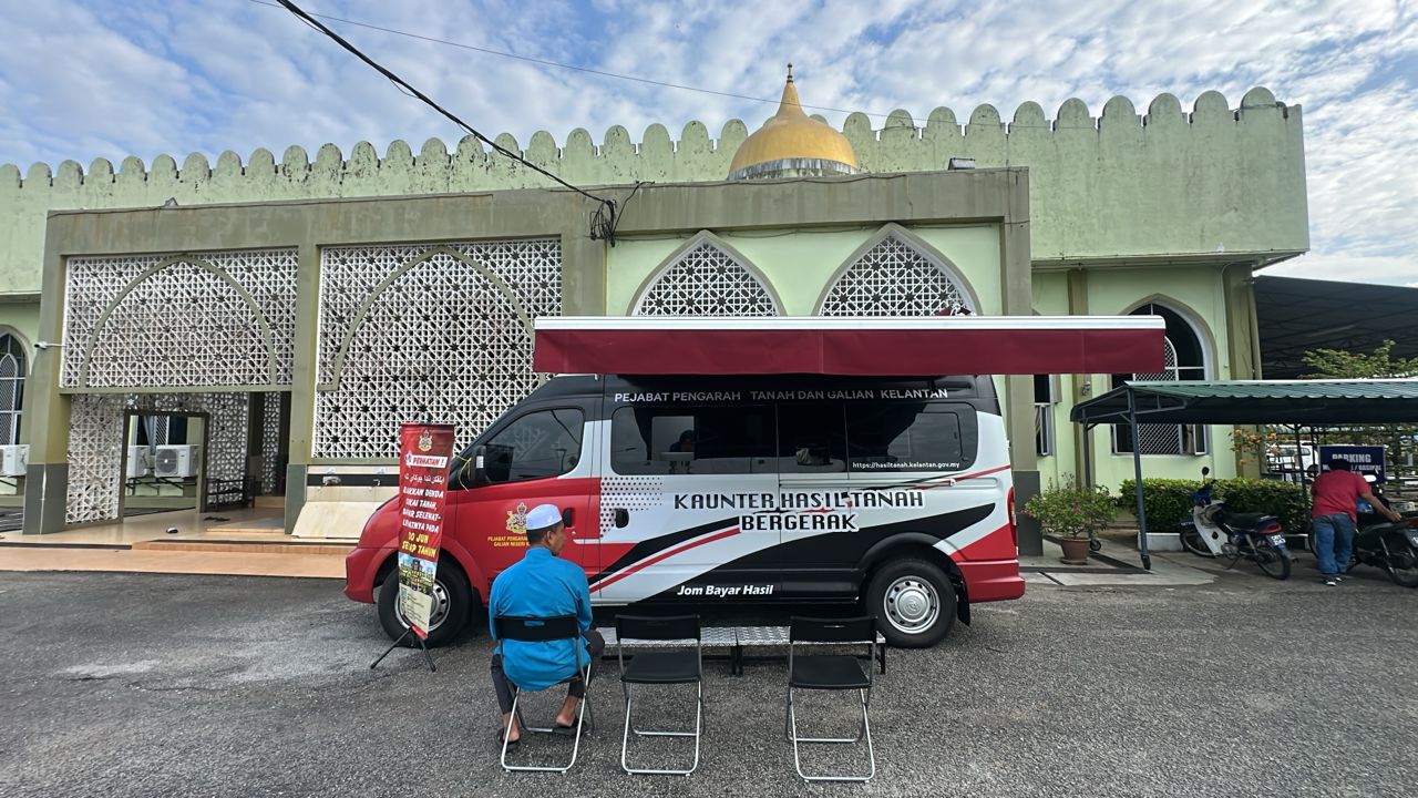 29 Januari 2026 - Kutipan Cukai Tanah Luar Pejabat Di Masjid Ibrahimi