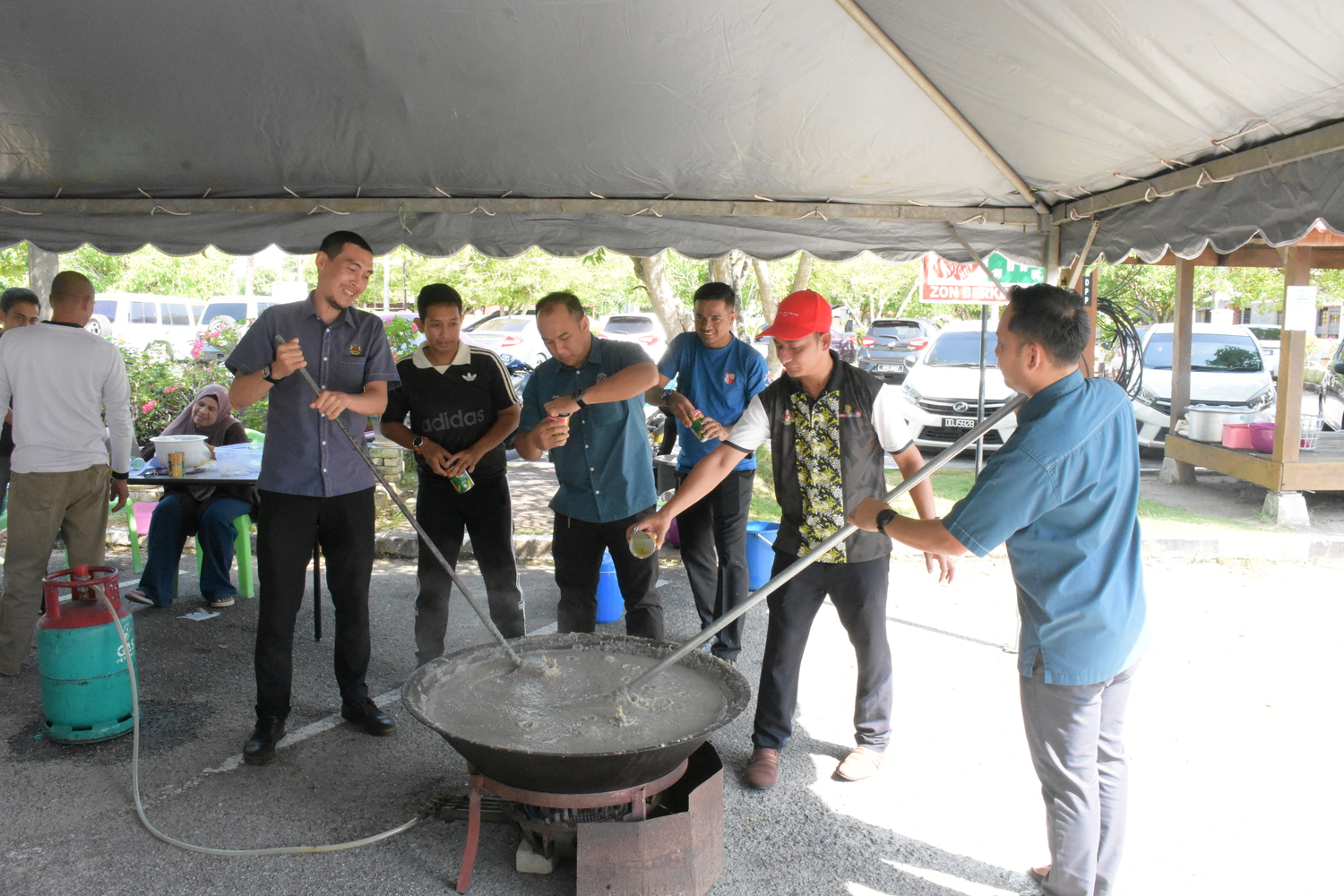 PROGRAM “NGACA SURO” 