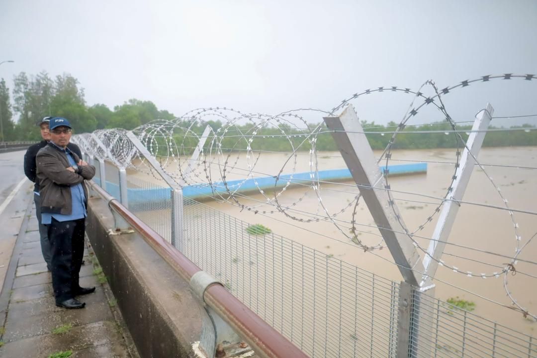 TINJAUAN TUAN KETUA JAJAHAN KE TIDAL GATE KULIM